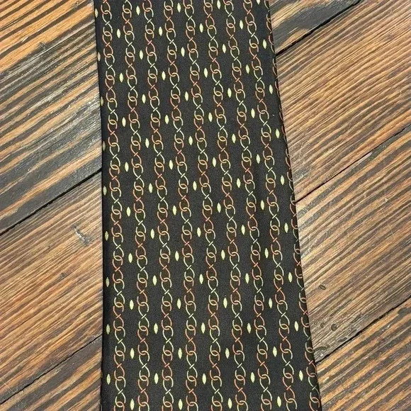 Brioni Hand Sewn 100% Silk Made In Italy Infinity Geometric Mens Neck Tie